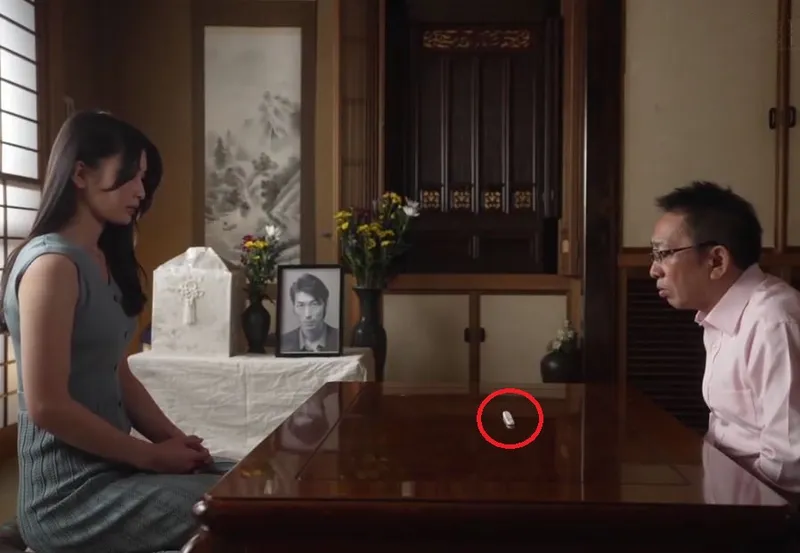 Một ngày sau tang lễ anh xã, người yêu của con trai đã bị bố chồng yêu ép chịch không bao đến mang thai