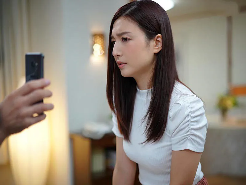 Cô vợ ngoại tình bị ông chồng bắt quả tang và cái kết jav