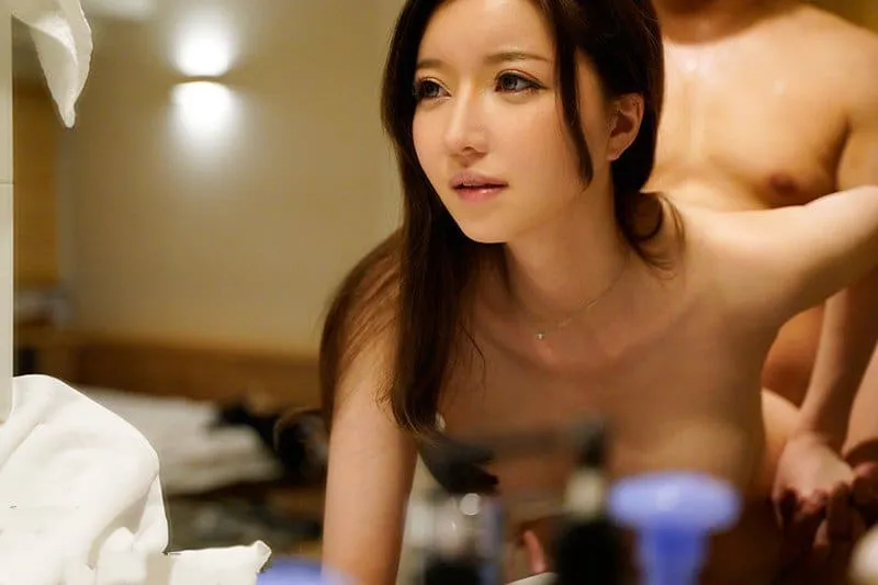 Nữ tiếp viên hàng không và chuyện trả thù ông xã lén lút mình