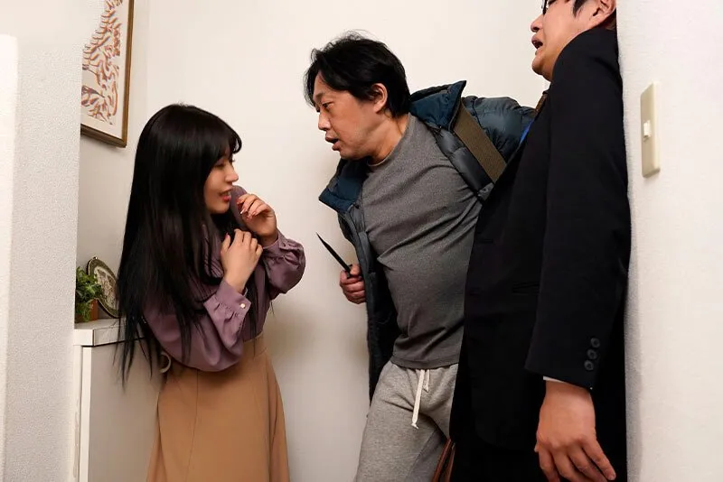 Cô gái éo le gặp lại kẻ cưỡng hiếp mình 10 năm trước